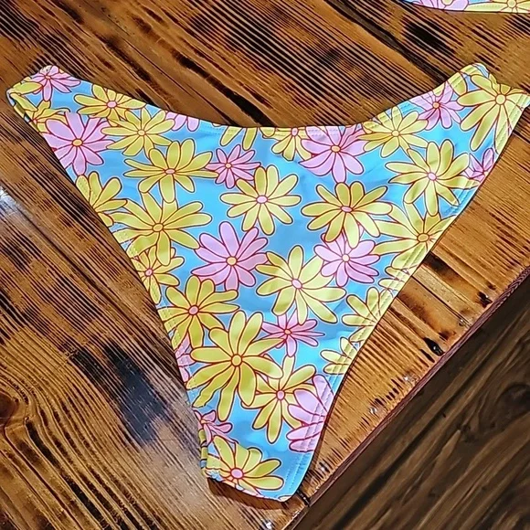 Fashion bikini - Picture 3 of 4